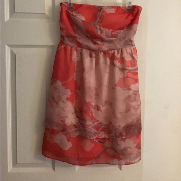 The Limited strapless sundress. Size 6. Like new - Picture 1 of 3